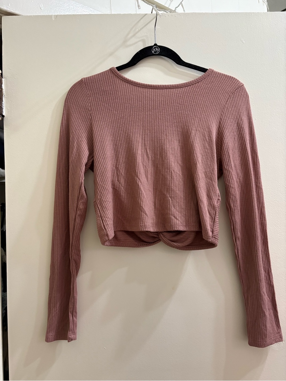Women's Long Sleeve Ribbed Twist-Back Top - Dusty Rose